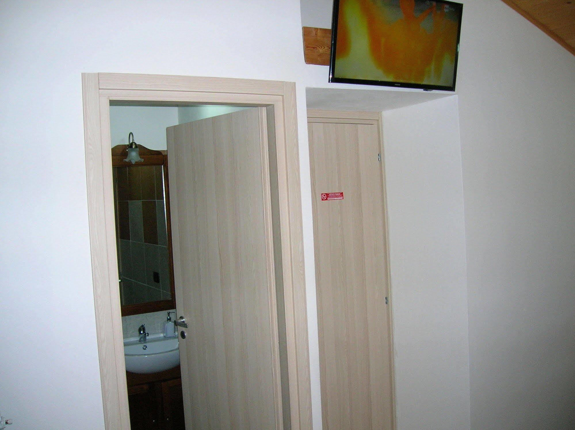 B&B Al Carotin Mantello Экстерьер фото